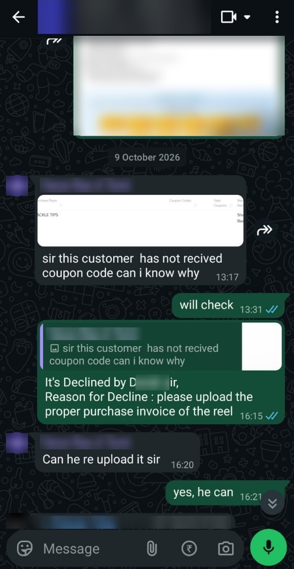 WhatsApp group: merchant asks why a customer did not get a coupon code, Shopnix checks and explains the reason